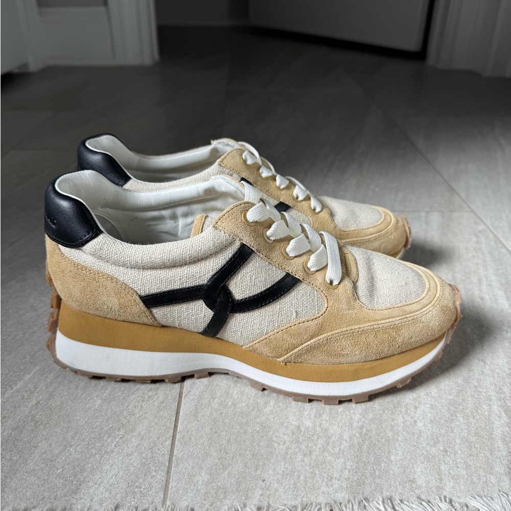 NWOT Veronica Beard Valentina Slip-On Sneaker
